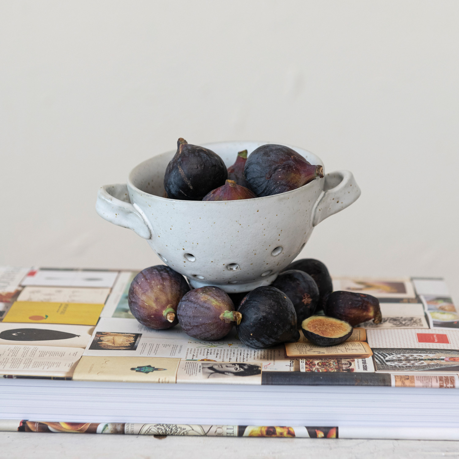Cottage Stoneware Berry Basket