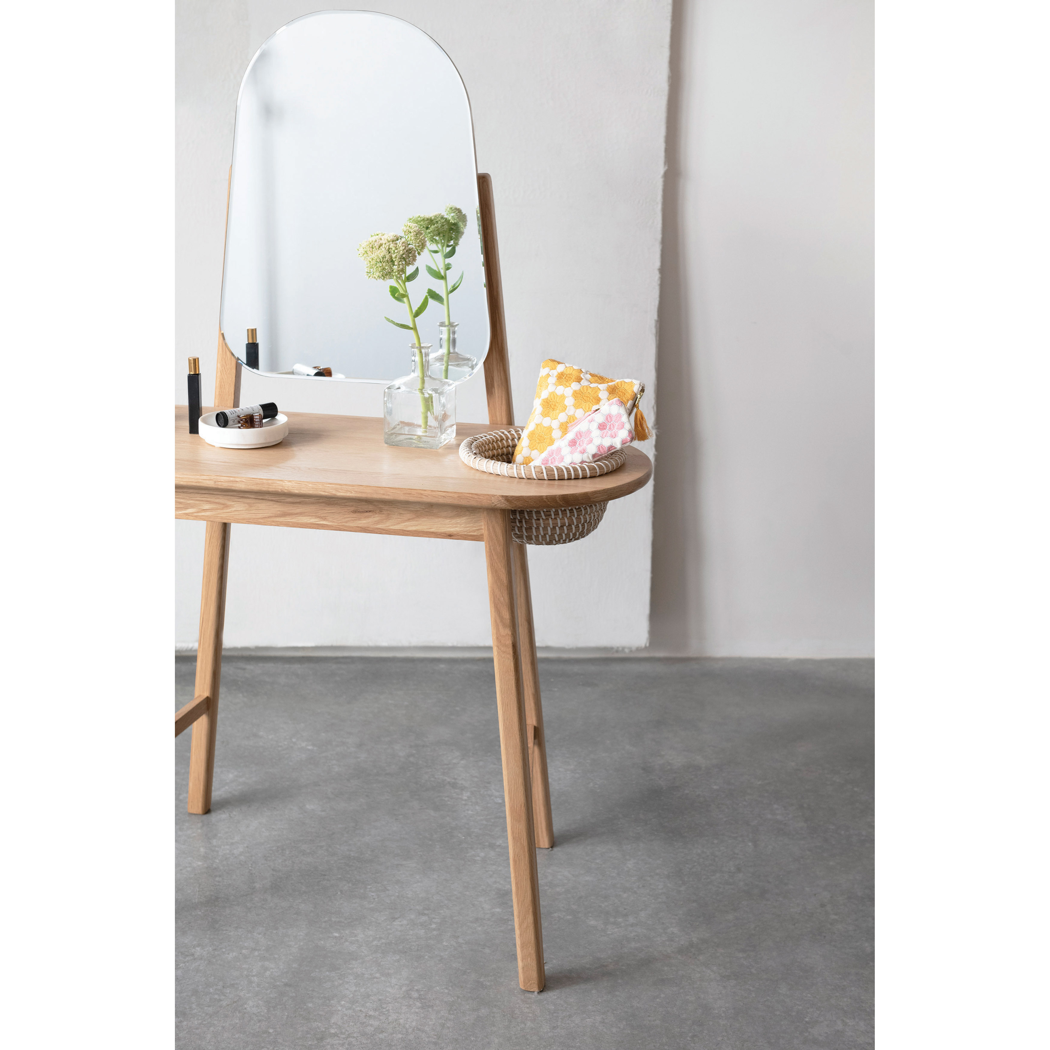 Oak Wood and MDF Vanity Table with Mirror and 2 HandWoven Rattan Baskets